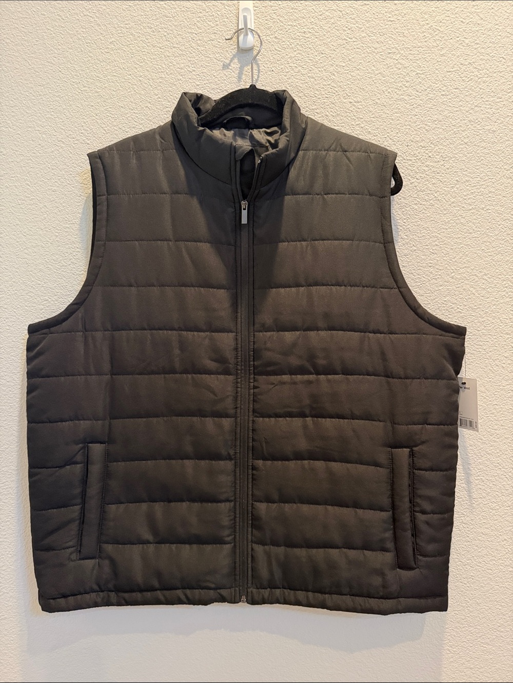 Sonoma Men's Quilted Puffer Vest in Dark Black NWT